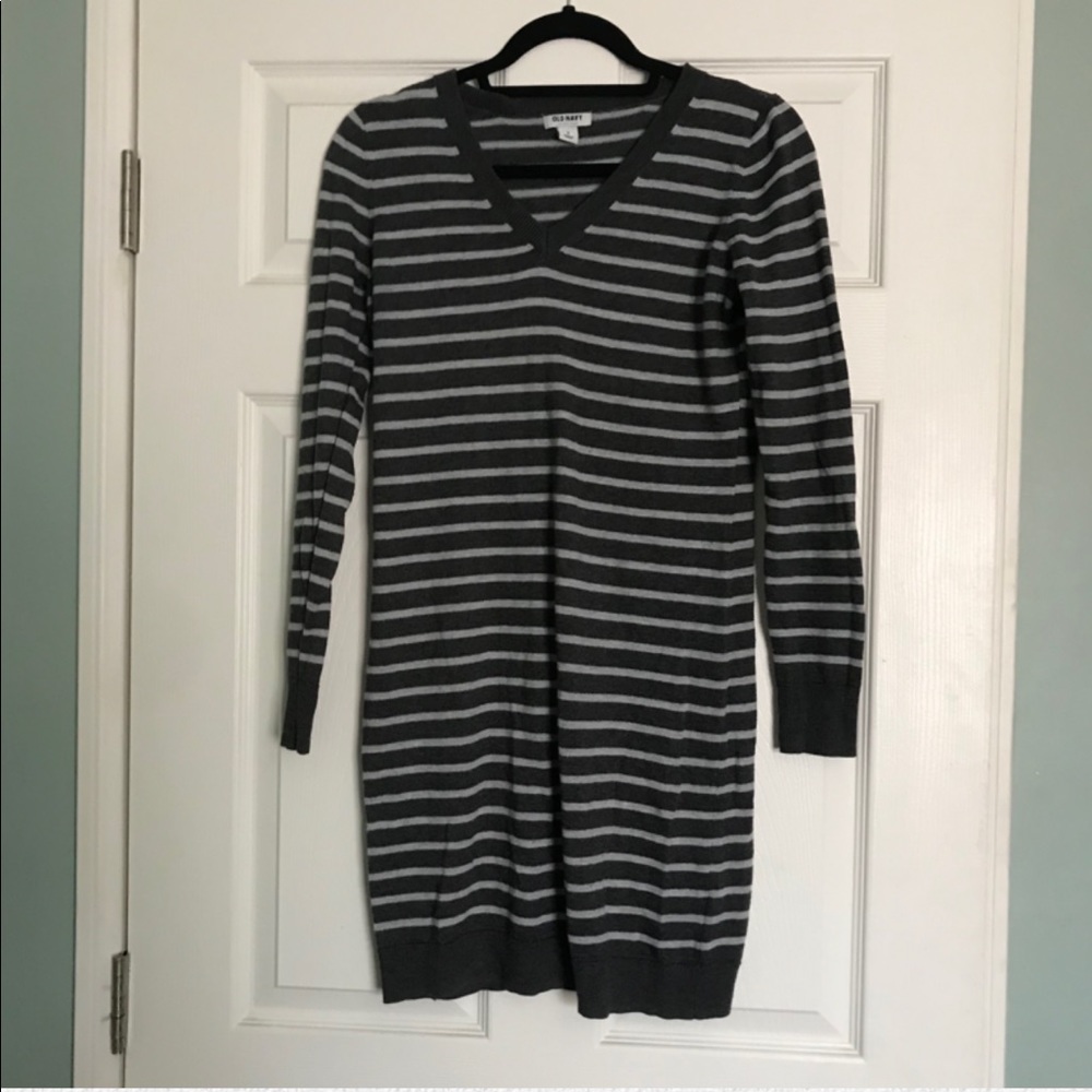 🙌🏻🙌🏻OLD NAVY LIKE NEW SHIRT🙌🏻🙌🏻